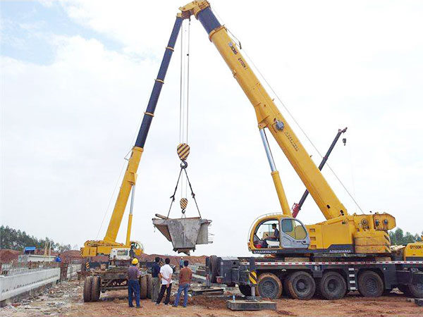 如何購(gòu)買一臺(tái)好的隨車吊？購(gòu)買隨車吊注意事項(xiàng)